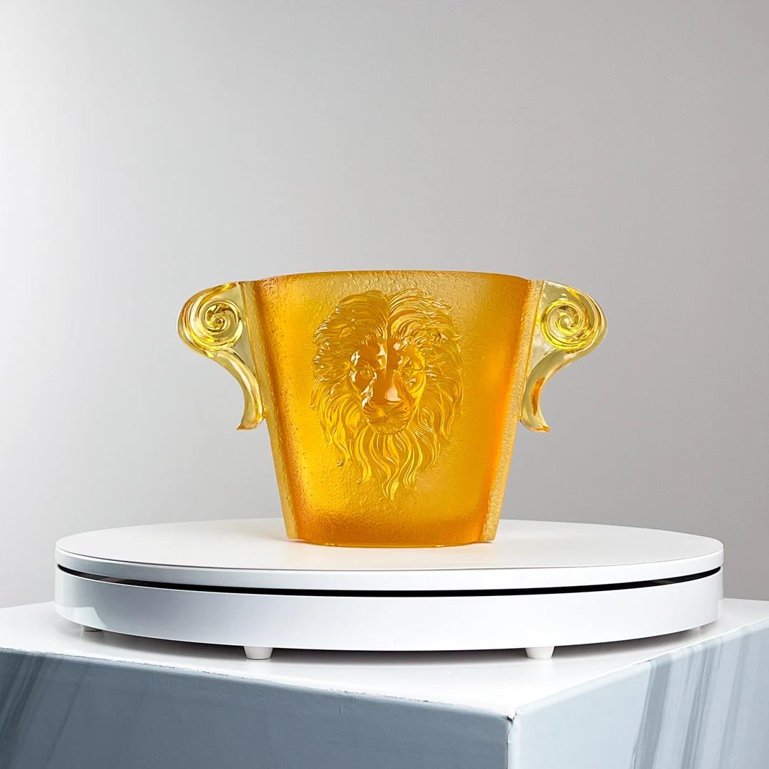 Murrana | Soul of the King — Amber Lion-Relief Glass Vessel