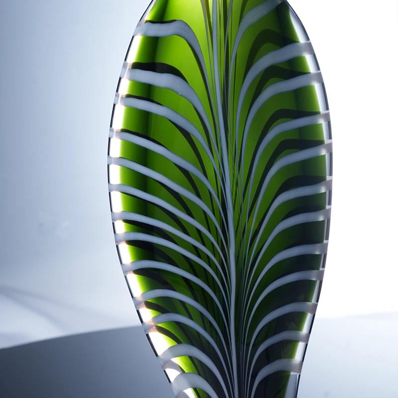 Murrana【Green Charm】Handcrafted Crystal Glass Decor – Elegant display for Wine Cabinet, TV Stand, Entryway, Office Desk, or Coffee Table