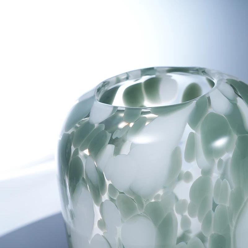 Murrana【Breath of Nature】Handcrafted Crystal Glass Vase – Fresh Floral Artpiece for Dining Table and Living Room Decor